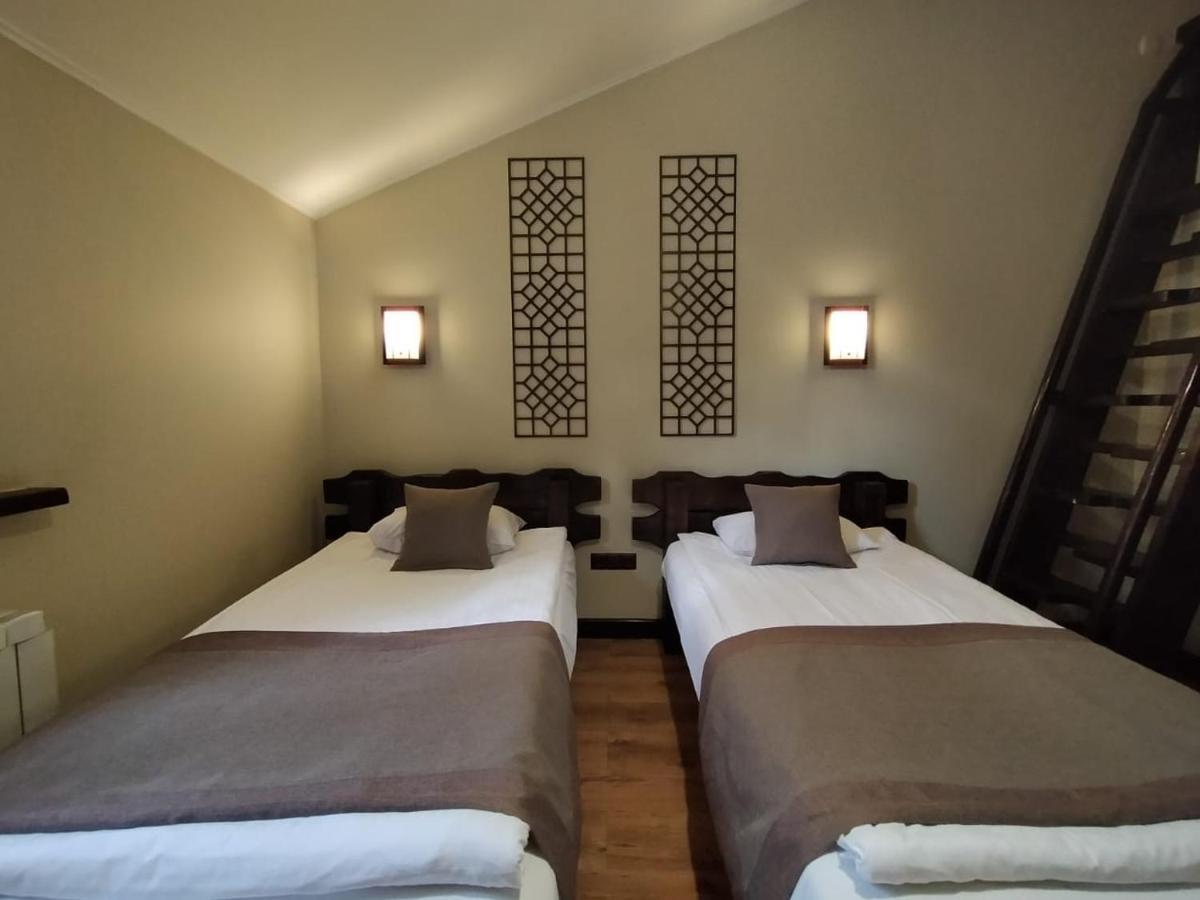 Saraishyq Hotel Алмати Екстер'єр фото