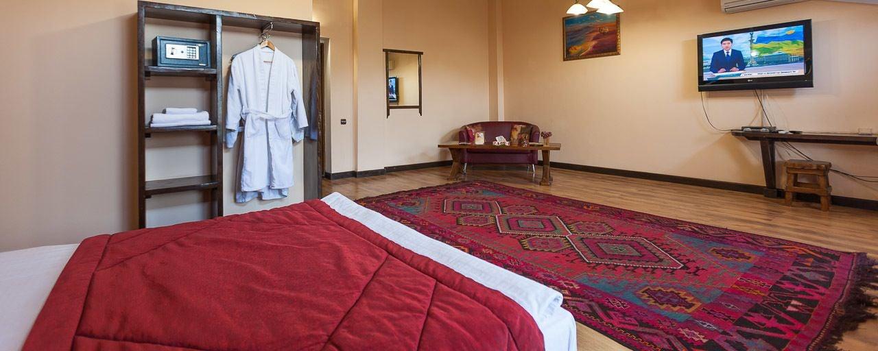 Saraishyq Hotel Алмати Екстер'єр фото
