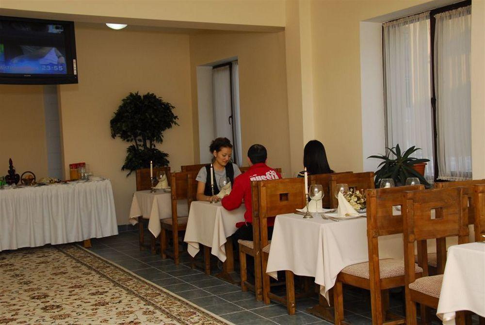 Saraishyq Hotel Алмати Екстер'єр фото