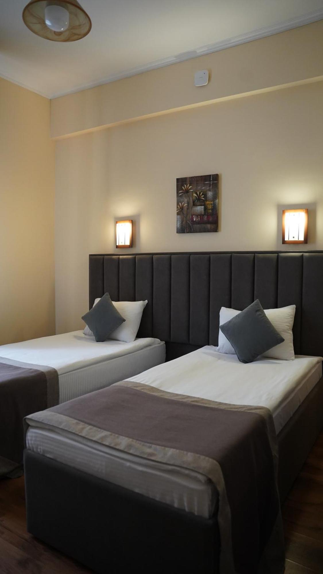 Saraishyq Hotel Алмати Екстер'єр фото