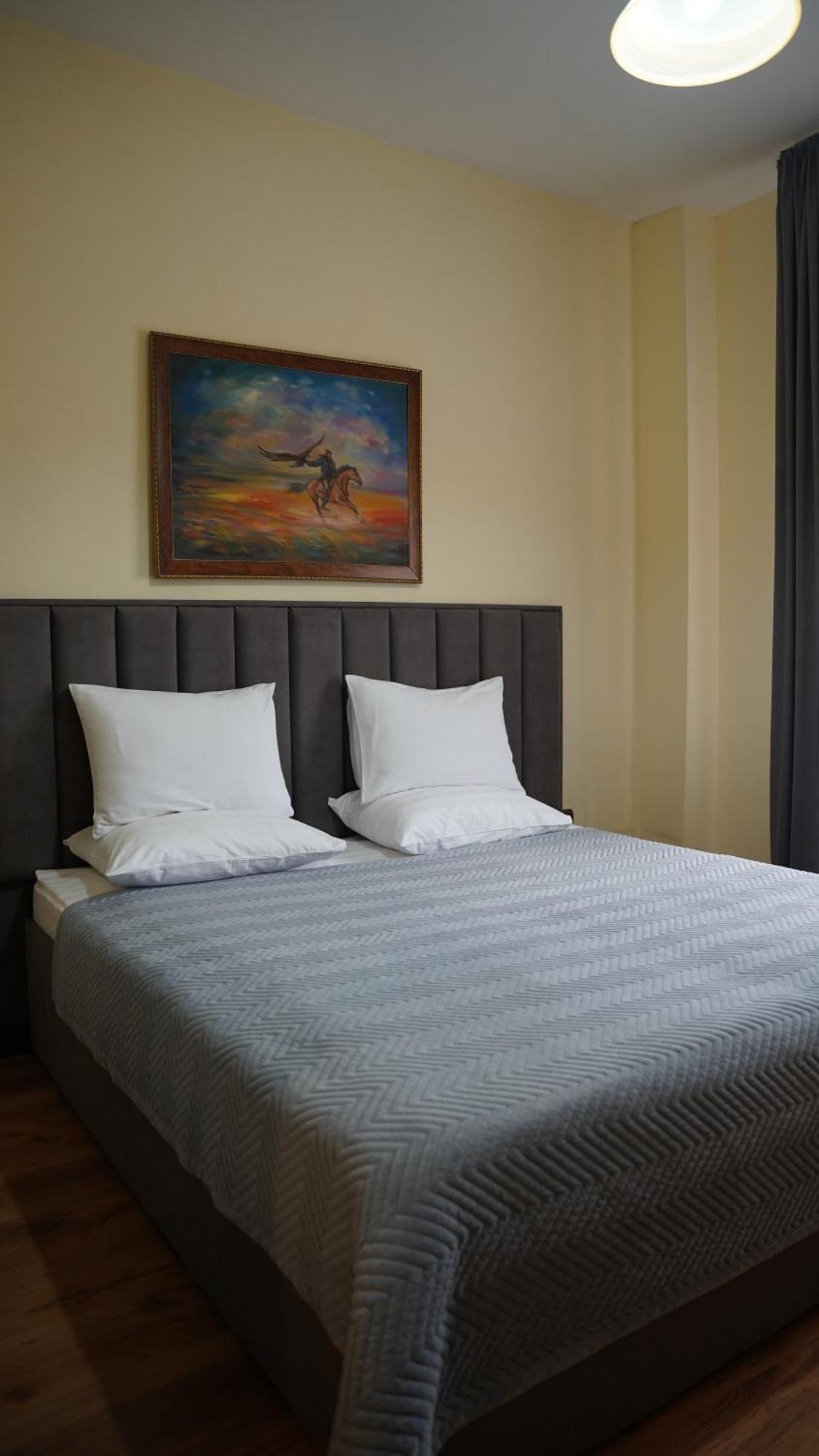 Saraishyq Hotel Алмати Екстер'єр фото