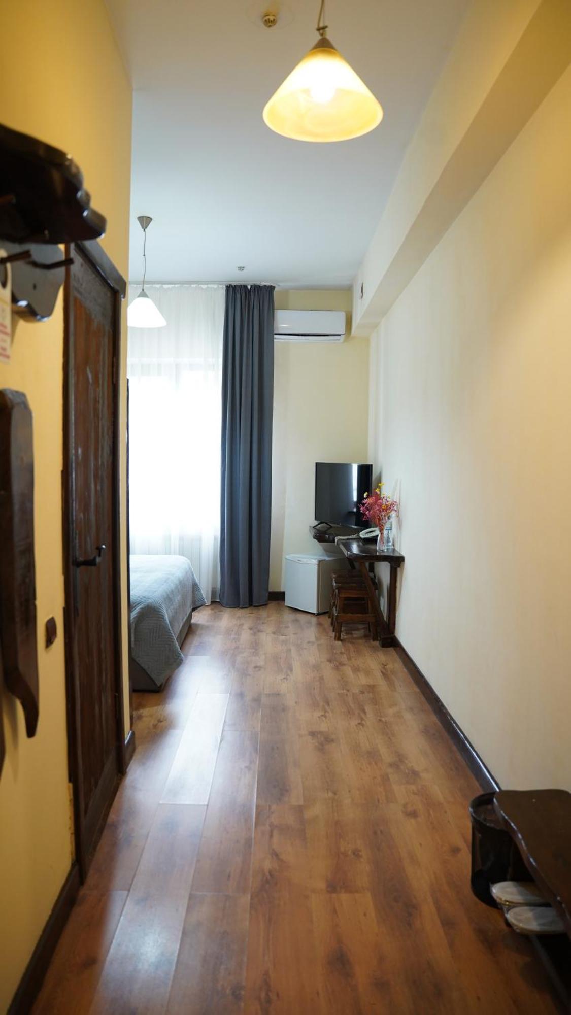 Saraishyq Hotel Алмати Екстер'єр фото